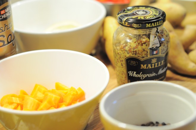 sennep, gulerøtter, pepper