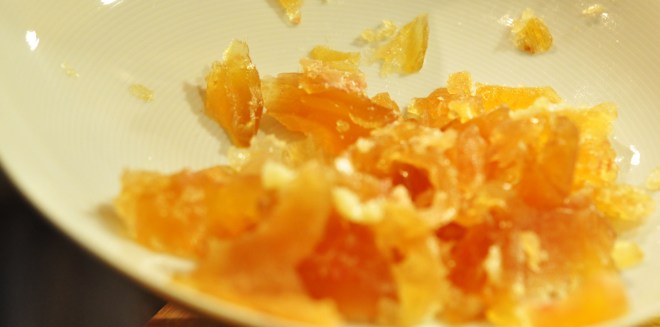 svineknoke med rask thai curry_gele