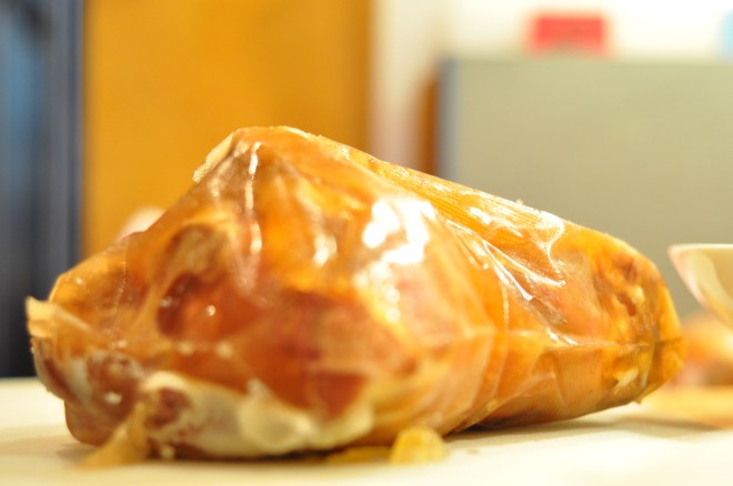 svineknoke med rask thai curry_ute av posen med gele