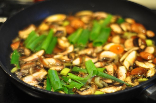 kjøtt poteter og sopp _ soppkraft