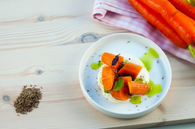 gulrot salat med urteolje og indiske krydder (9)