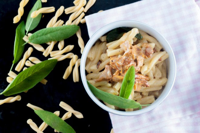 kremet pastasaus med brent smør, salvie og kantarell (26)