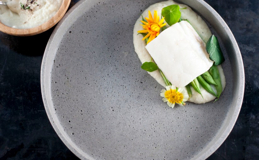 Torsk med beurre blanc og&nbsp;knutekålpuré