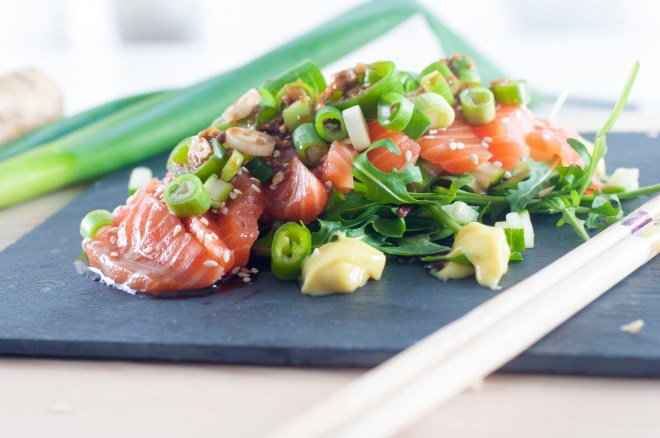 sashimisalat med hjemmelaget ponzusaus og wasabimajones (44)