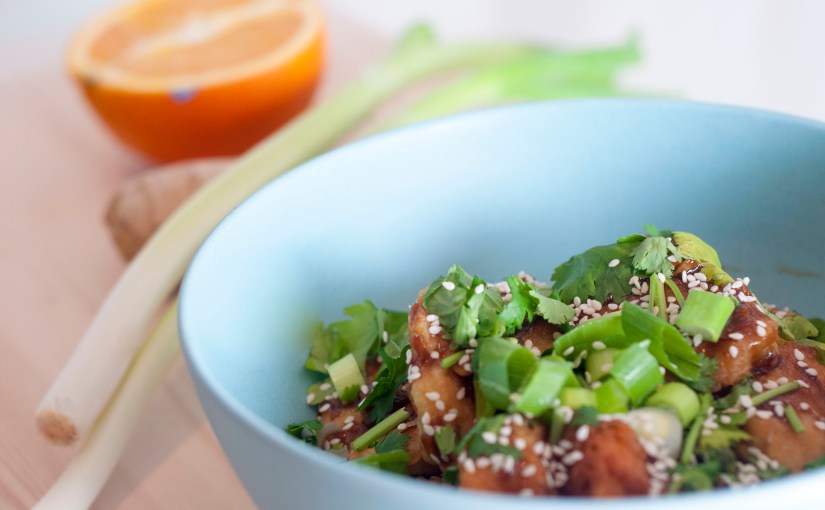 Barnevennlig og enkel appelsinkylling med fullkorns&nbsp;ingefærris